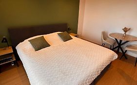 Chambre Privee Avec Salle De Bain - Acces Entierement Prive